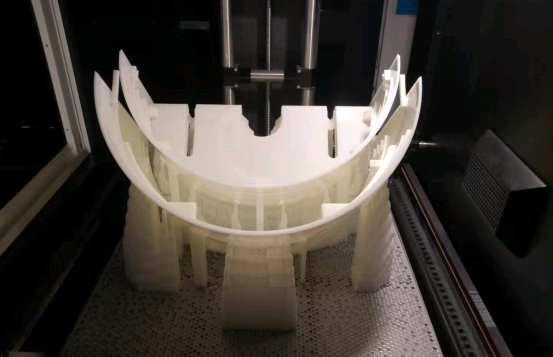 為什么要選擇SLA 3D打印機(jī)？使用SLA 3D打印機(jī)的好處有哪些？